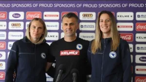 Selver Hodžić i reprezentativke BiH