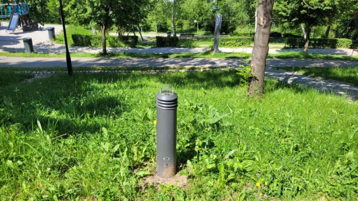 Uništena rasvjeta/
