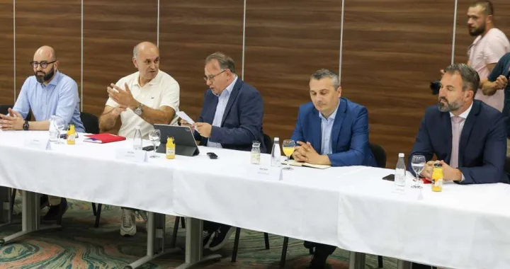 Trojka i HDZ sastanak/