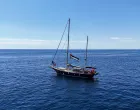 A drone view shows the Gaza-bound aid ship Madleen, organized by the international NGO Freedom Flotilla Coalition, anchored off the coast of Catania, Italy, on June 1, 2025. REUTERS/Danilo Arnone/Danilo Arnone