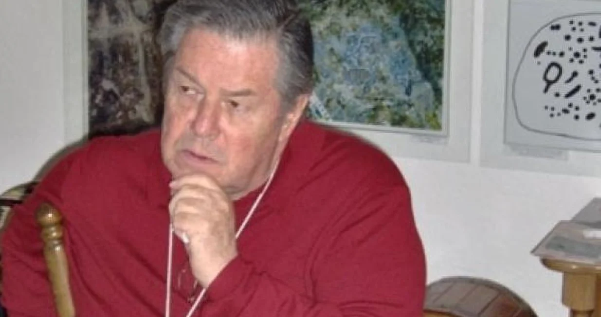 Roberto Salinas Price/
