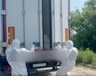 BRYANSK, RUSIJA - 8. JUNI: Snimak sa videa prikazuje ukrajinsku stranu kako nije uspjela stiД‡i na dogovorenu razmjenu zarobljenika i repatrijaciju tijela vojnika u Brjansku, Rusija, 8. juna 2025. godine, koja je neoДЌekivano odgoД'ena na neodreД'eno vrijeme. Ruski pregovaraДЌ Medinski izjavio je da su s Ukrajinom postignuti sporazumi o isporuci 6.000 smrznutih tijela vojnika i razmjeni teЕЎko ranjenih, bolesnih i ratnih zarobljenika mlaД'ih od 25 godina. Portparol ruskog pregovaraДЌkog tima, general-pukovnik Aleksandar Zorin, izjavio je u subotu, 7. juna, da, iako je prvi konvoj sa 1.212 tijela stigao na mjesto razmjene, Ukrajina nije potvrdila vremenski okvir za daljnje transfere ili razmjenu ratnih zarobljenika. Ukrajinski zvaniДЌnici su, meД'utim, negirali te tvrdnje, rekavЕЎi da Rusija nije poЕЎtovala dogovorene procedure i da stvara "vjeЕЎtaДЌke prepreke" dostavljanjem nepotpunih ili netaДЌnih spiskova ratnih zarobljenika. Ukrajinski Koordinacioni ЕЎtab za ratne zarobljenike tvrdio je da se izjave Moskve "ne podudaraju s ДЌinjenicama", ДЌekajuД‡i odgovor na ispravke dostavljene ruskim spiskovima. (Russian Ministry of Defense - Anadolu Agency)/
