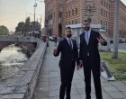 Srđan Amidžić i Igor Dodik, Sarajevo, Vijećnica, tri prsta/Instagram