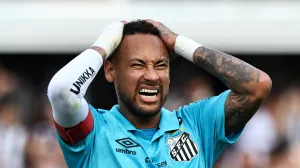 Soccer Football - Brasileiro Championship - Santos v Botafogo - Estadio Urbano Caldeira, Santos, Brazil - June 1, 2025 Santos' Neymar reacts REUTERS/Thiago Bernardes  TPX IMAGES OF THE DAY