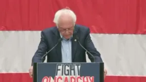 bernie sanders, govor, napad, iran/Screenshot