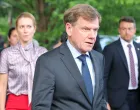 Germany's Foreign Minister Johann Wadephul and European Union High Representative for Foreign Affairs and Security Policy Kaja Kallas leave the InterContinental hotel to speak to media after nuclear talks with Iran in Geneva, Switzerland, June 20, 2025. REUTERS/Denis Balibouse/Denis Balibouse