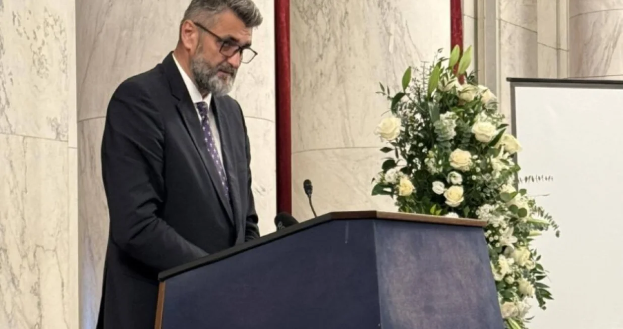 Emir Suljagić/