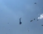 novac iz helikptera/Screenshot X