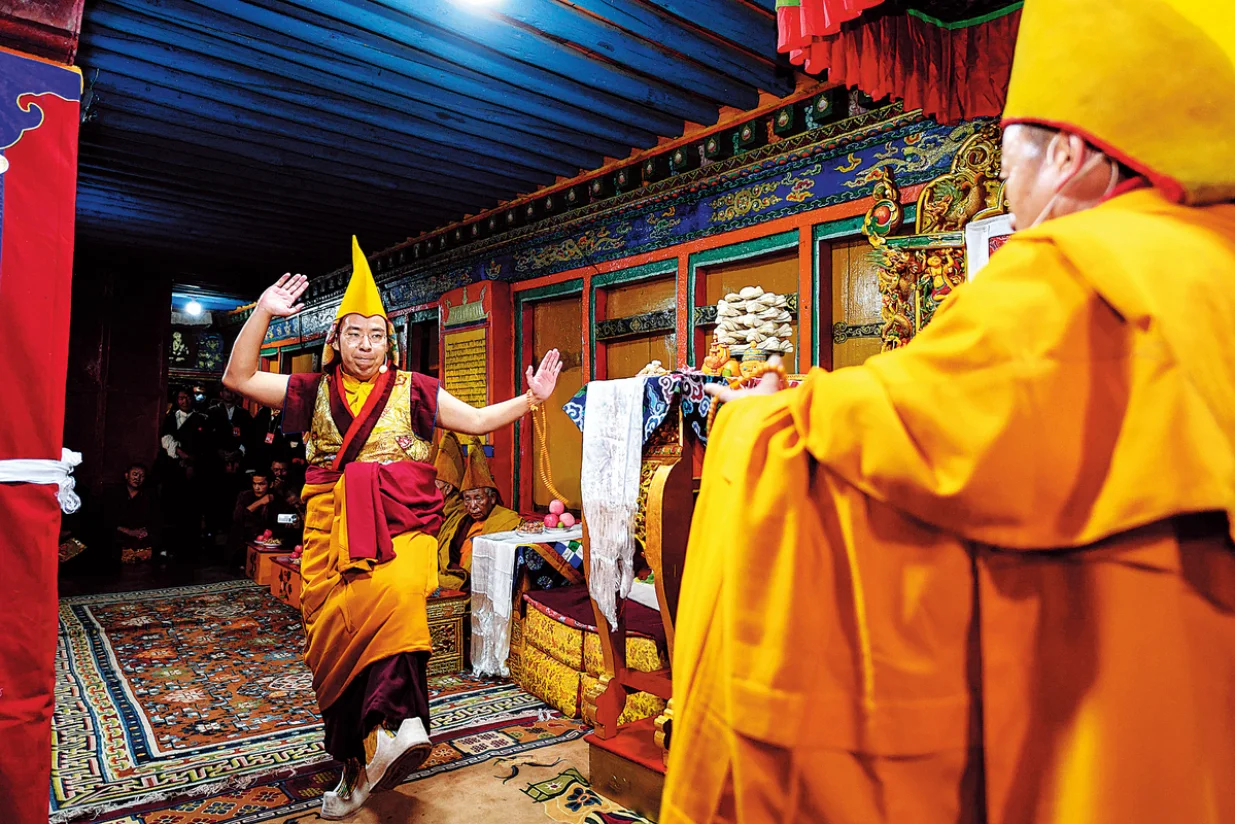 TIBETANSKE PJEŠČANE MANDALE: Umjetnost, duhovnost i ljepota nestalnosti. Ova zamršena, umjetnička djela imaju duboku simboliku i nude jedinstven uvid u budističku duhovnost i filozofiju./