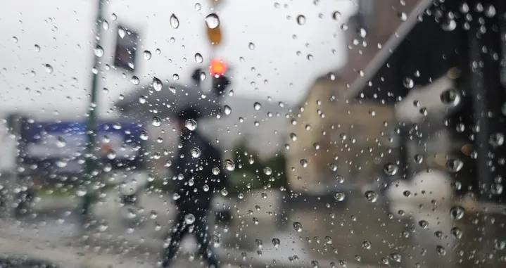 KIša, kiša u sarajevu,/Lejla Sofradžija 