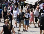 Prvi dan ljeta 2025. u Sarajevu, građani i turisti na ulicama/Senad Gubelić
