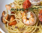 Zlatni tanjiri ili jastog s Manhattana?/Free Pik