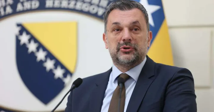 Elmedin Konaković/