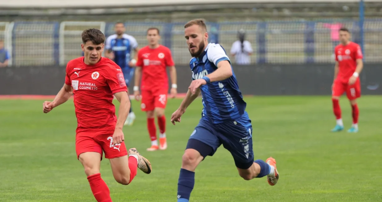 Karlo Išasegi i Stefan Radinović (FOTO: Senad Gubelić/Oslobođenje)