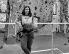 TV voditeljica, poznata kao 'Žena adrenalin', poginula je u nesreći prilikom base jumpinga u Španiji.Marta Jimenez (34) bila je voditeljica španske TV emisije El Hormiguero (Mravinjak), u kojoj je izvodila smjele skokove./Screenshot