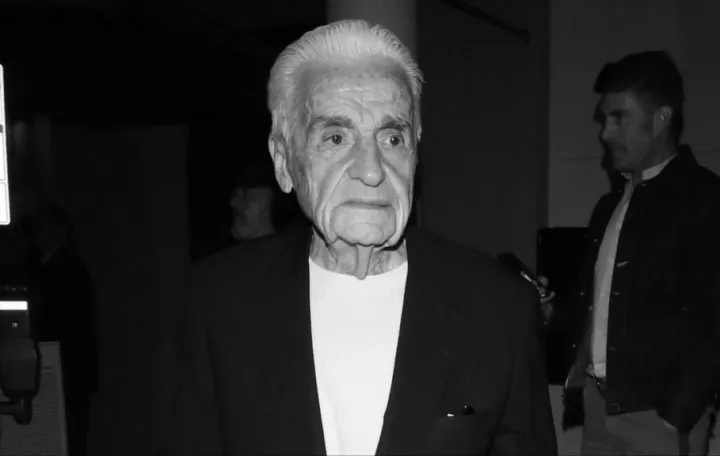 Tom Troupe/