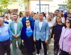 Draško Stanivuković; Članovi SDS-a i građani RS-a okupljeni ispred Okružnog suda u Banjoj Luci/Draško Stanivuković