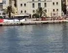 Turiste dočekali Grci sa palestinskim zastavama/X