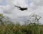 epa10109620 A Taiwanese Air Force Mirage 2000-5 fighter jet approaches an airbase for landing in Hsinchu, Taiwan, 07 August 2022. Following a visit of US House of Representatives Speaker Pelosi to Taiwan, the Chinese military started to hold a series of live-fire drills in six maritime areas around Taiwan's main islan from 04 to 07 August 2022. EPA/RITCHIE B. TONGO/Ritchie B. Tongo