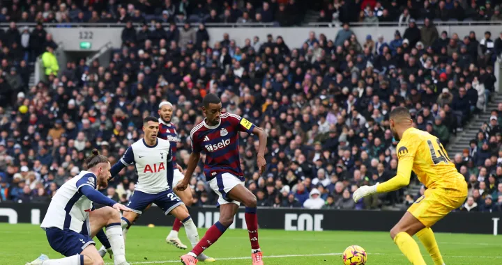 Alexander Isak postiže novi gol/FOTO: Premier League