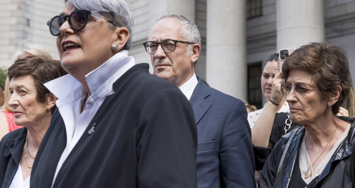 epa10039687 Isabell Maxwell (L), Kevin Maxwell (2-R), and Christine Maxwell (R), stand with attorney Bobbi Sternheim (2-L), who is speaking to the media, outside of a United States Federal Courthouse after Maxwell was sentenced to 20 years in prison on sex trafficking charges related to her time working with Epstein, in New York, New York, USA, 28 June 2022. EPA/JUSTIN LANE/Justin Lane