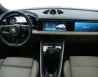 Prva generacija Macana, koja je predstavljena 2014. godine, stekla je popularnost zahvaljujući uzornoj dinamici vožnje temeljenoj na snažnim benzinskim i dizelskim motorima. Njen savremeni nasljednik mijenja pogonski koncept i postaje 100% električni automobil, ali i podiže stepen dinamike u vožnji na još viši nivo… SDGsd/