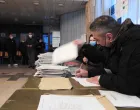 Doboj, BiH - 21. februar 2021: U Doboju danas u sedam sati otvorena su biračka mjesta na kojim će birači na ponovljenim izborima birati gradonačelnika i odbornike u Skupštini Grada Doboja (Vedran Bošnjak - Anadolu Agency)/Vedran Bošnjak 