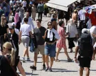 Prvi dan ljeta 2025. u Sarajevu, građani i turisti na ulicama/Senad Gubelić