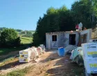 velika kladuša, Komšije poklonili zemlju i započeli izgradnju kuće porodici Džananović/Fena
