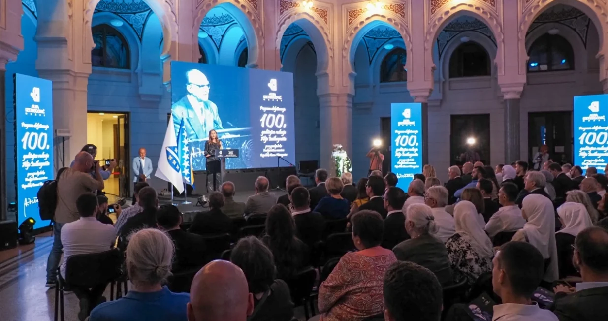 U Sarajevu obilježena 100. godišnjica rođenja Alije Izetbegovića/Elman Omić
