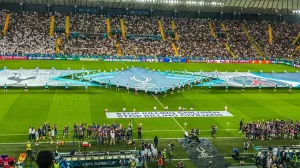 Poruka UEFA/Foto: 