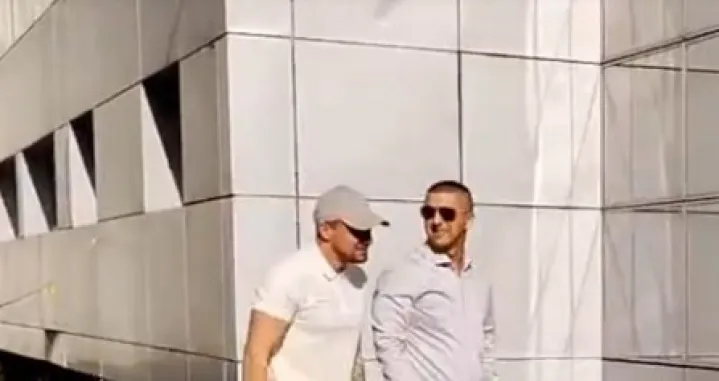 Nikola Kos predao se u pravcu advokata/Printscreen/Srpska Info//