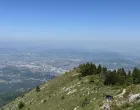 Trebević, vremenska prognoza, sunčan danPogled sa grebena na Sarajevo/