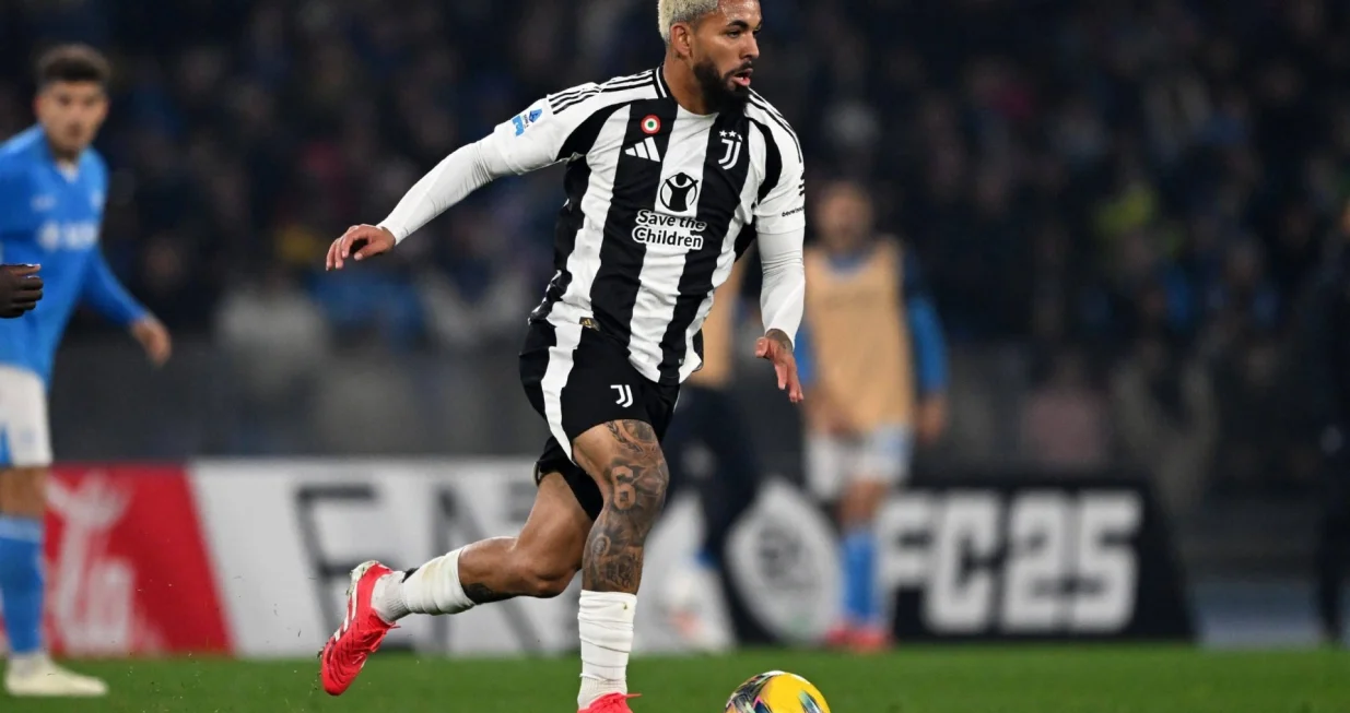 Douglas Luiz (FOTO: X)/Foto: