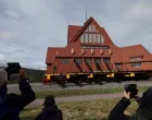 /