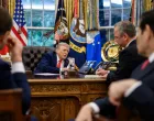 Bijela kuća objavila sliku: Trump upravo telefonom razgovara s Putinom/Screenshot