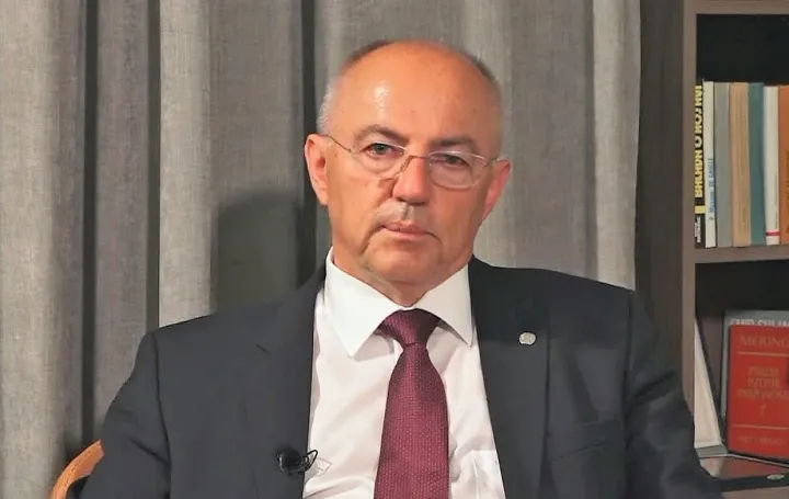 Josip Juratović/