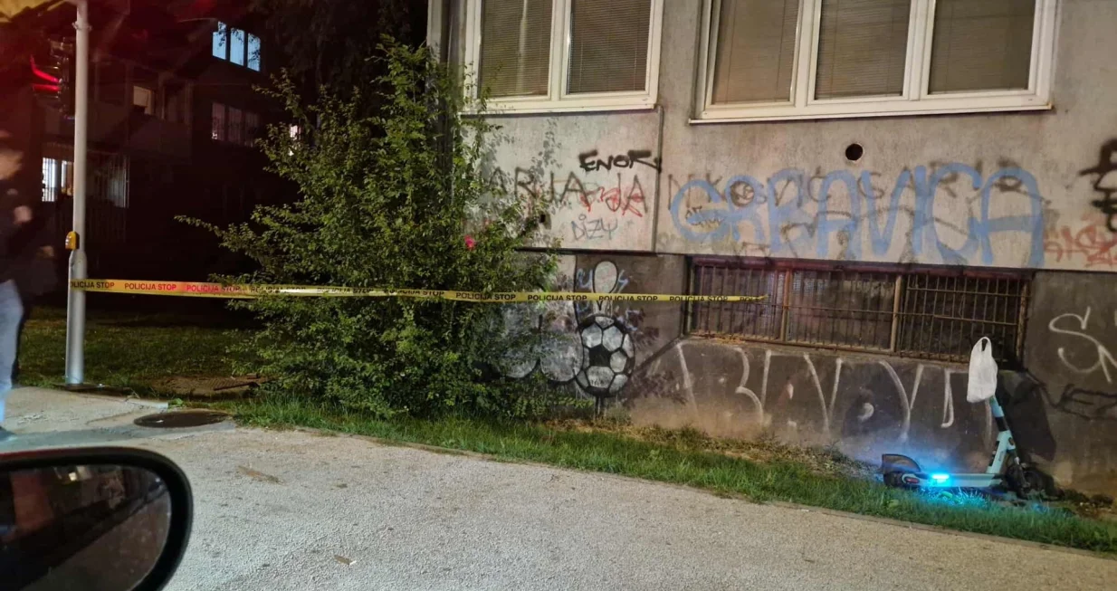 Bulevar Ivice Osima, žuta traka, grbavica, šta se dešava/Oslobođenje/Sanel Konjhodžić
