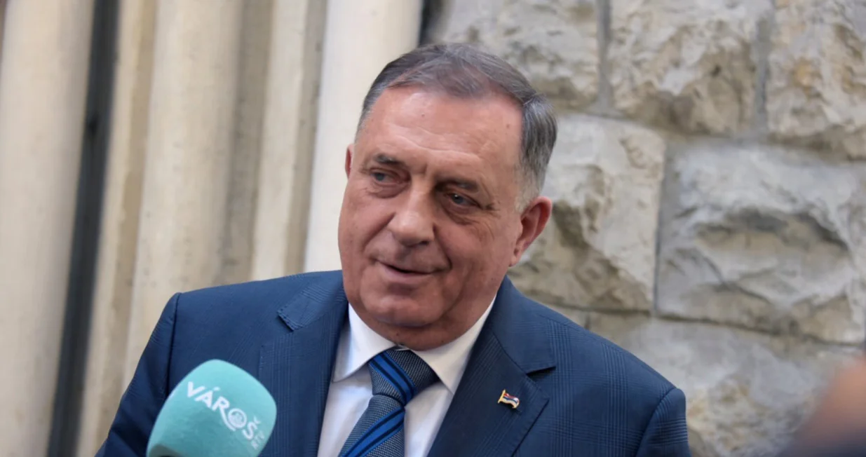 Milorad Dodik, mađarska/