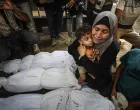 GRAD GAZA, POJAS GAZE, 3. SEPTEMBAR: RoД'aci oplakuju gubitak ДЌlanova porodice dok su tijela Palestinaca ubijenih u izraelskom napadu dopremljena u bolnicu Al-Shifa u Gazi radi sahrane 3. septembra 2025. godine. Najmanje 113 Palestinaca je ubijeno, a mnogi su ranjeni od strane izraelske vojske u posljednja 24 sata u Pojasu Gaze u srijedu, prema medicinskim izvorima. (Khames Alrefi - Anadolu Agency)/