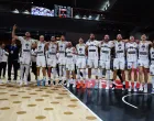 Basketball - FIBA EuroBasket 2025 - Group Phase - Bosnia and Herzegovina v Georgia - Spyros Kyprianou Athletic Center, Limassol, Cyprus - September 4, 2025 Bosnia and Herzegovina players celebrate after the match REUTERS/Yiannis Kourtoglou/Foto: Yiannis Kourtoglou