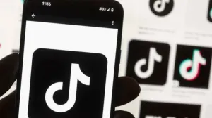 TikTok logo/