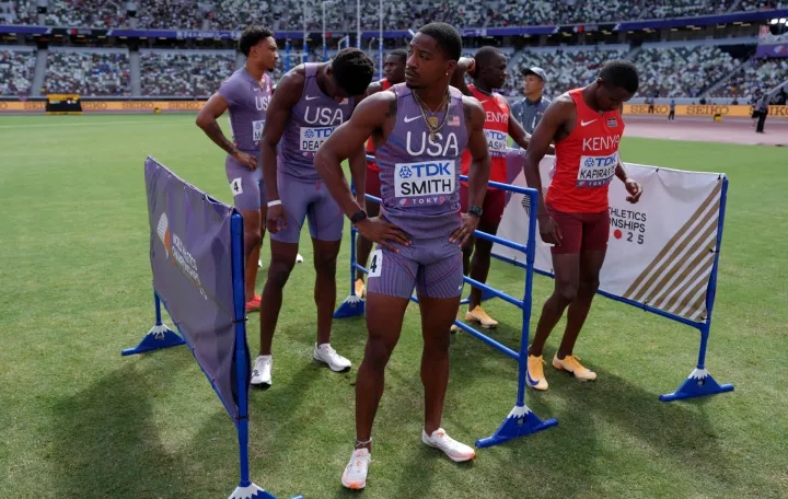 World Athletics Championships Tokyo 2025 - Men's 4 x 400m Relay Round 1 - Japan National Stadium, Tokyo, Japan - September 21, 2025 Demarius Smith of the U.S. reacts before the race REUTERS/Aleksandra Szmigiel/Foto: Aleksandra Szmigiel