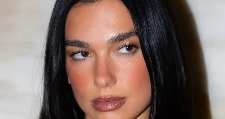 Dua Lipa//