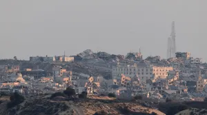 Building lie in ruin in Gaza, as seen from the Israeli side of the border with Gaza, September 9, 2025. REUTERS/Amir Cohen/Amir Cohen