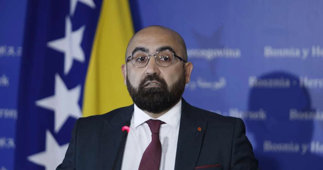 muhamed hasanović/