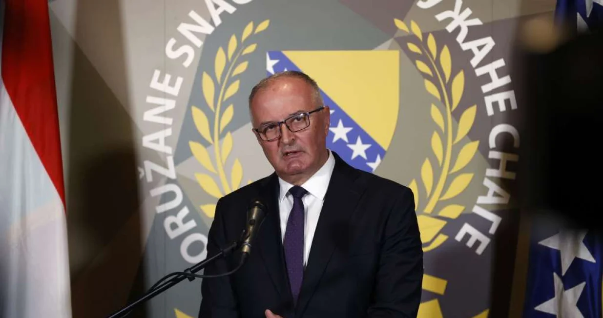 zukan helez.JPG/