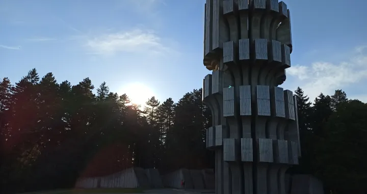 NP Kozara spomenik/