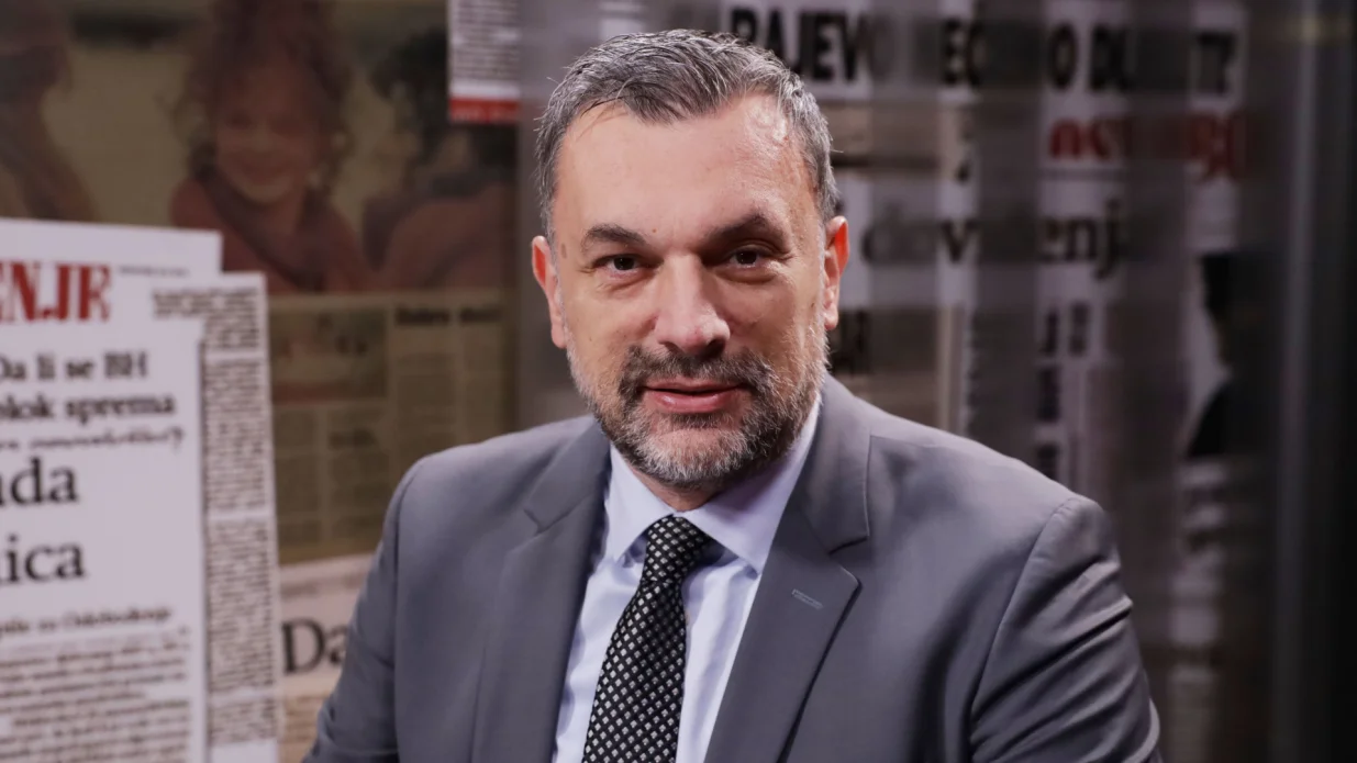 Elmedin Konaković/