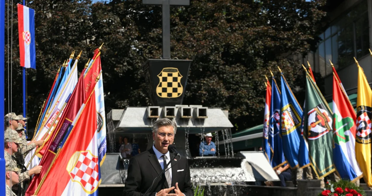 Predsjednik Vlade Republike Hrvatske Andrej Plenković prisustvovao je danas u Jajcu obilježavanju 30. godišnjice oslobodilačke operacije "Maestral"/Vlada Rh